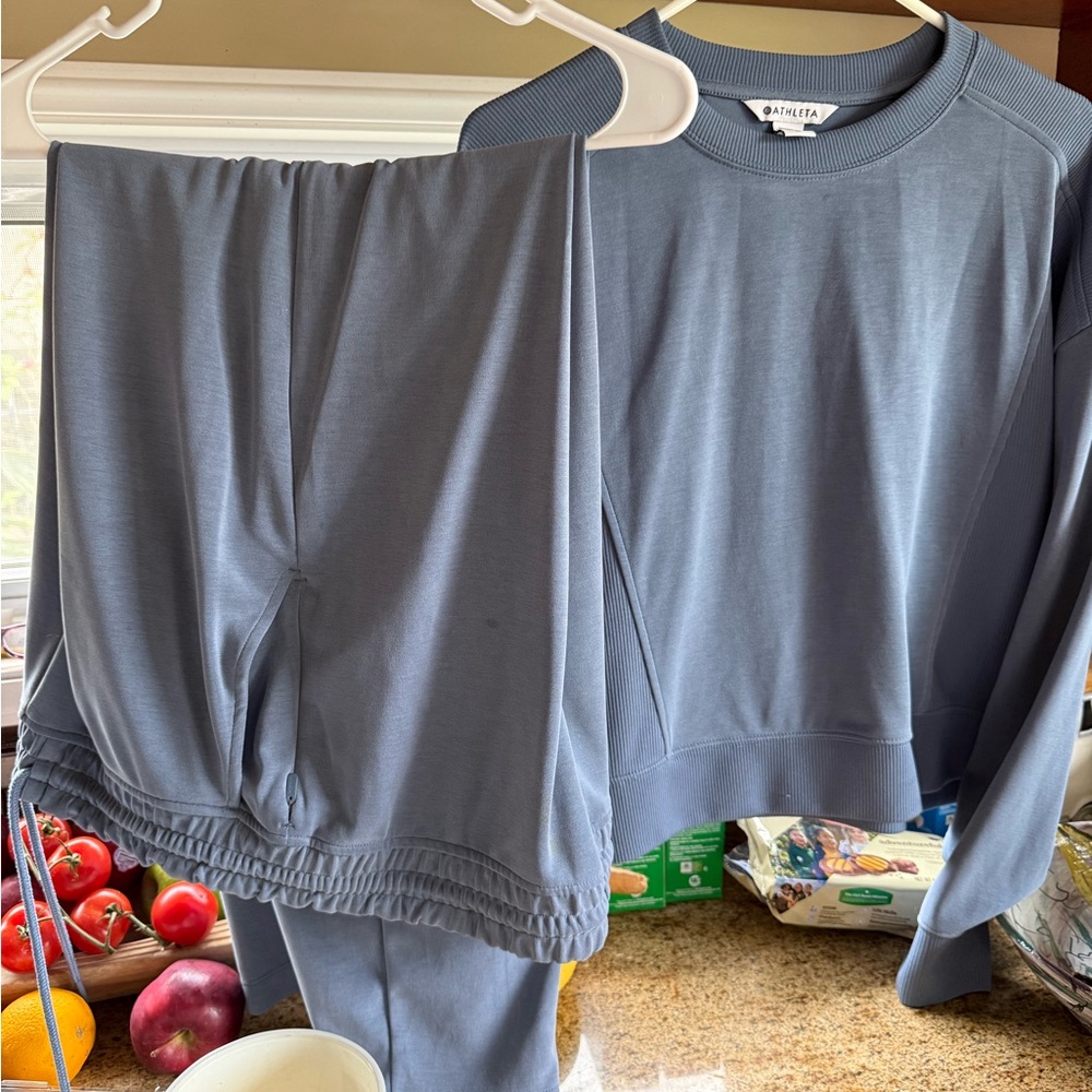 Athleta Women's Slate Blue Crewneck Top…NOTE..  top MEDIUM, bottom,  LARGE tall